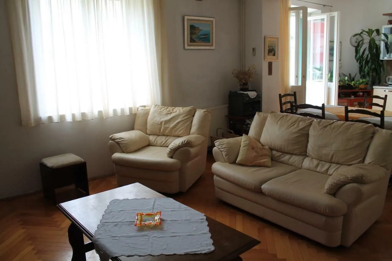 Spacious Apartment In The Center Split Croatia